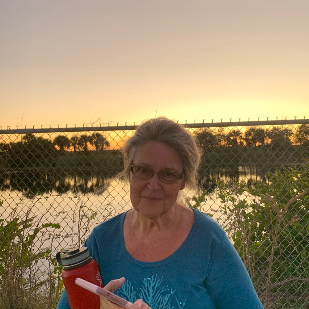 Meet your Posher, Lyn